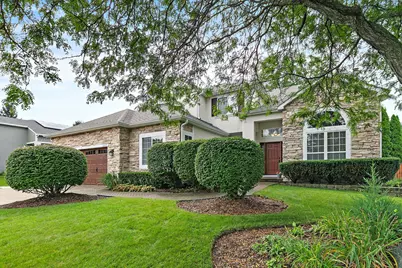 2221 Somerset Lane, Mundelein, IL 60060 - Photo 2