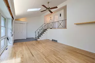 924 N Milwaukee Ave, Libertyville, IL 60048 - Photo 4