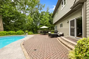 331 Brookside Cir, Wheaton, IL 60187 - Photo 50