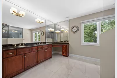 331 Brookside Circle, Wheaton, IL 60187 - Photo 30