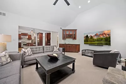 331 Brookside Circle, Wheaton, IL 60187 - Photo 12