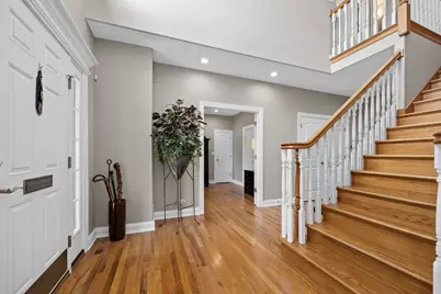 331 Brookside Circle, Wheaton, IL 60187 - Photo 18