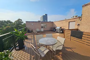 2250 N Lincoln Ave, Chicago, IL 60614 - Photo 12