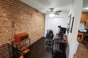 2250 N Lincoln Ave, Chicago, IL 60614 - Photo 4
