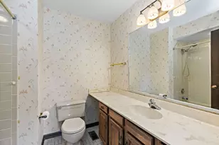 1105 Beachcomber Dr, Schaumburg, IL 60193 - Photo 22