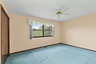 1105 Beachcomber Dr, Schaumburg, IL 60193 - Photo 20