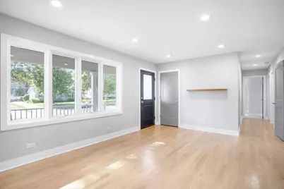1113 S Gables Boulevard, Wheaton, IL 60189 - Photo 6