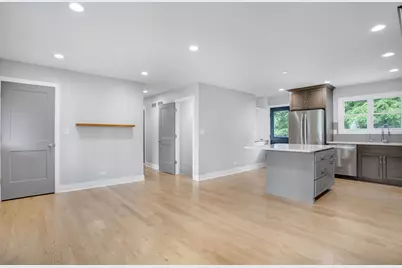 1113 S Gables Boulevard, Wheaton, IL 60189 - Photo 10