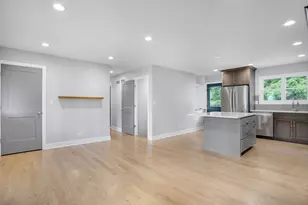 1113 S Gables Blvd, Wheaton, IL 60189 - Photo 10