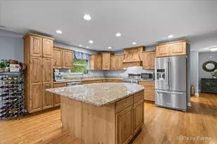 2614 Lauderdale Ct, McHenry, IL 60051 - Photo 8