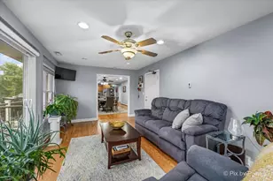 2614 Lauderdale Ct, McHenry, IL 60051 - Photo 10