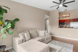 1565 Raymond Dr, Naperville, IL 60563 - Photo 6