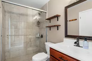 1565 Raymond Dr, Naperville, IL 60563 - Photo 14