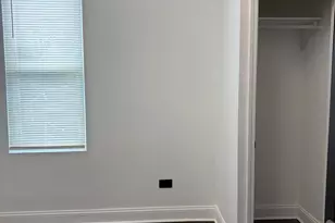 7326 S Woodlawn Ave, Chicago, IL 60619 - Photo 6