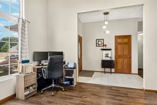 11074 Lemon Grass Ln, Roscoe, IL 61073 - Photo 6