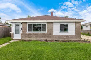 1278 Burnham Ave, Calumet City, IL 60409 - Photo 1