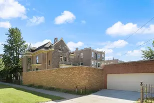 1036 W Garfield Blvd, Chicago, IL 60609 - Photo 2