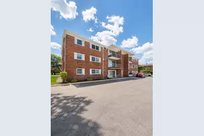 4420 W 111th Street #104, Oak Lawn, IL 60453 - Photo 1