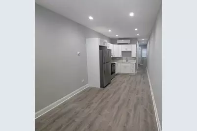 7050 W Higgins Avenue #1E, Chicago, IL 60656 - Photo 4