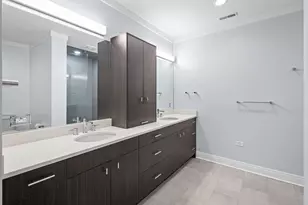 1320 W Lexington St, Chicago, IL 60607 - Photo 20