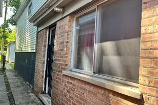 827 W 53rd Pl, Chicago, IL 60609 - Photo 2