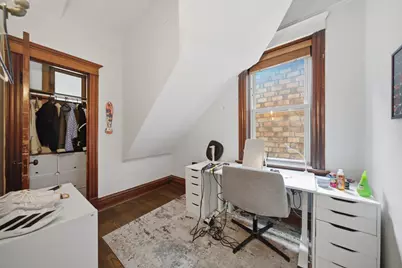 2826 W Wellington Avenue, Chicago, IL 60618 - Photo 12