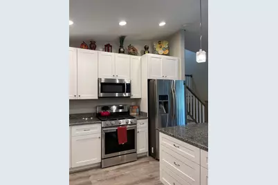 1695 Berkshire Street, Glendale Heights, IL 60139 - Photo 2