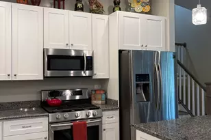1695 Berkshire St, Glendale Heights, IL 60139 - Photo 2