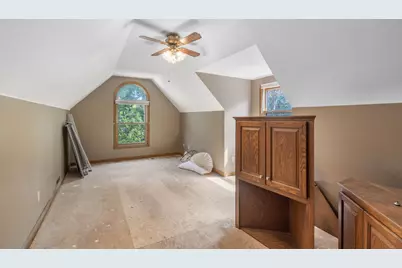 9218 W Wonder Lake Road, Woodstock, IL 60098 - Photo 12