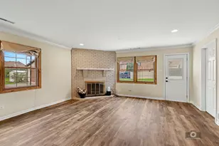 15555 Wolf Rd, Orland Park, IL 60467 - Photo 30