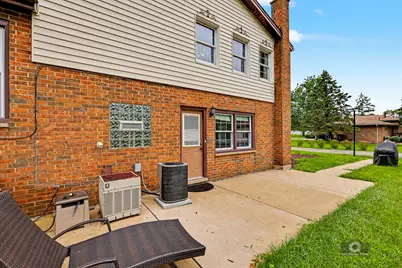 15555 Wolf Road, Orland Park, IL 60467 - Photo 40