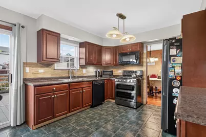 551 Foxford Road, Bartlett, IL 60103 - Photo 8