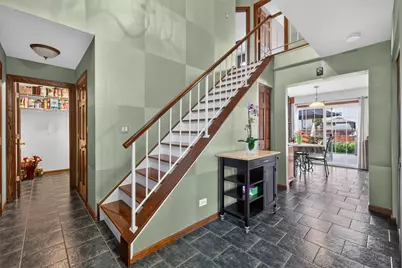 551 Foxford Road, Bartlett, IL 60103 - Photo 2