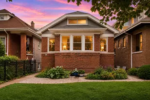 2924 W Giddings St, Chicago, IL 60625 - Photo 1