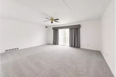 18559 Escanaba Avenue #101, Lansing, IL 60438 - Photo 4