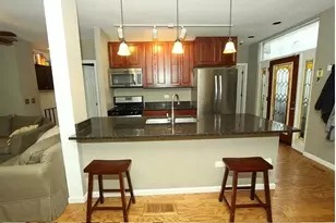 2643 N Southport Ave, Chicago, IL 60614 - Photo 2