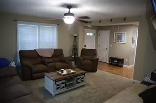 117 4th St, Walnut, IL 61376 - Photo 6