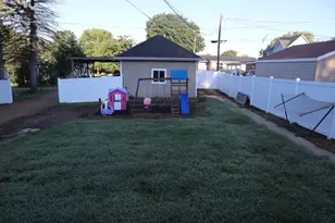 117 4th St, Walnut, IL 61376 - Photo 16