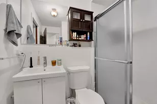 2750 N Kenmore Ave, Chicago, IL 60614 - Photo 12