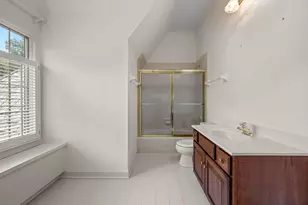713 Fox Glen Dr, Saint Charles, IL 60174 - Photo 40