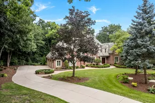 713 Fox Glen Dr, Saint Charles, IL 60174 - Photo 4