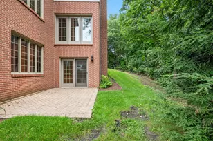 713 Fox Glen Dr, Saint Charles, IL 60174 - Photo 46