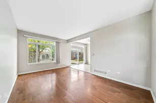 1738 Windward Ct, Naperville, IL 60563 - Photo 2
