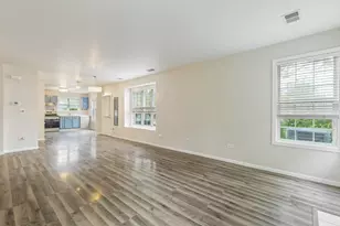 349 Sheffield Dr, Schaumburg, IL 60194 - Photo 6