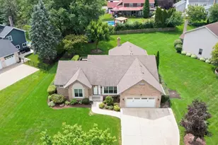 644 Country Club Dr, Itasca, IL 60143 - Photo 2