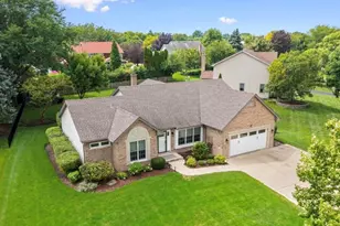 644 Country Club Dr, Itasca, IL 60143 - Photo 1