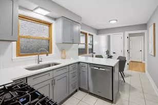 5624 N Mango Ave, Chicago, IL 60646 - Photo 6
