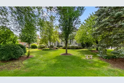 2506 Royal St Georges Court, Saint Charles, IL 60174 - Photo 10