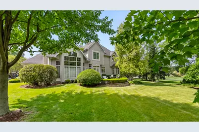 2506 Royal St Georges Court, Saint Charles, IL 60174 - Photo 6