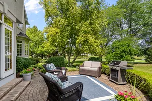 2506 Royal St Georges Ct, Saint Charles, IL 60174 - Photo 8